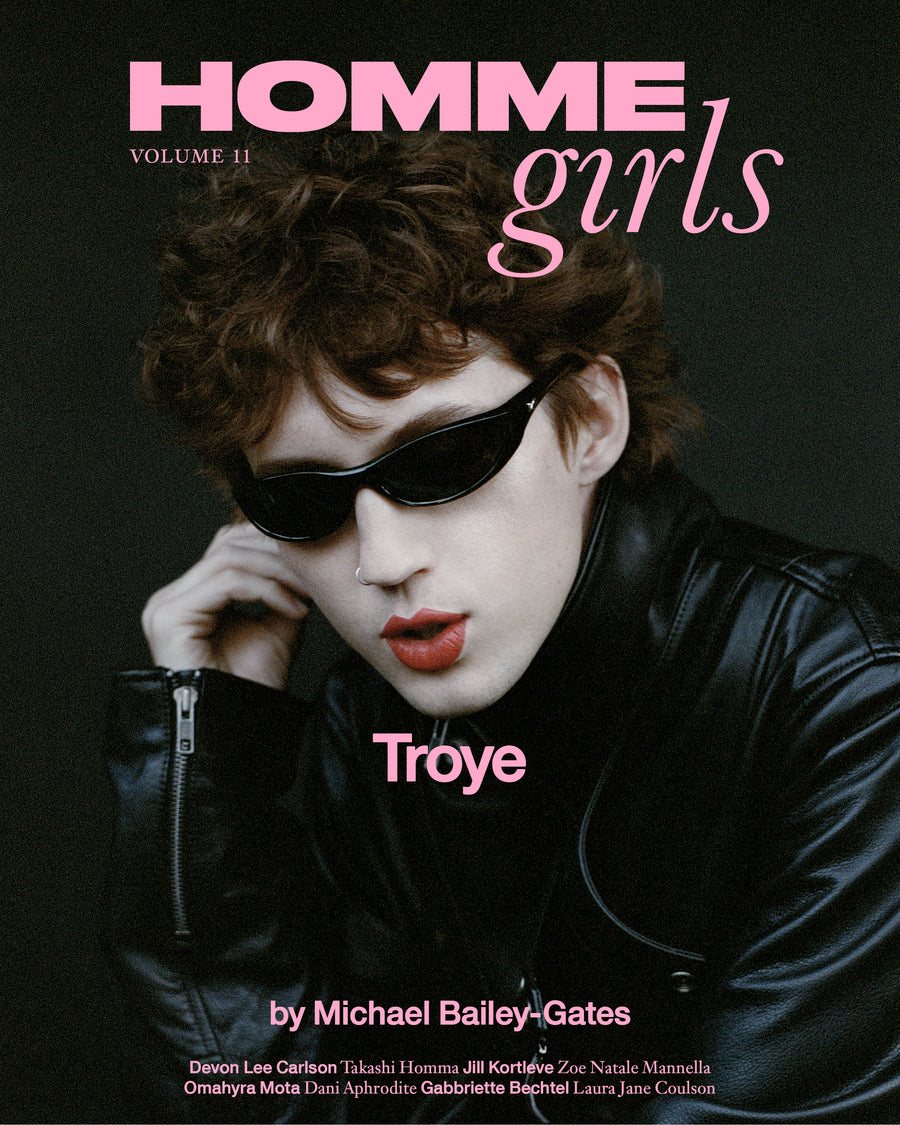 VOLUME 11 - TROYE