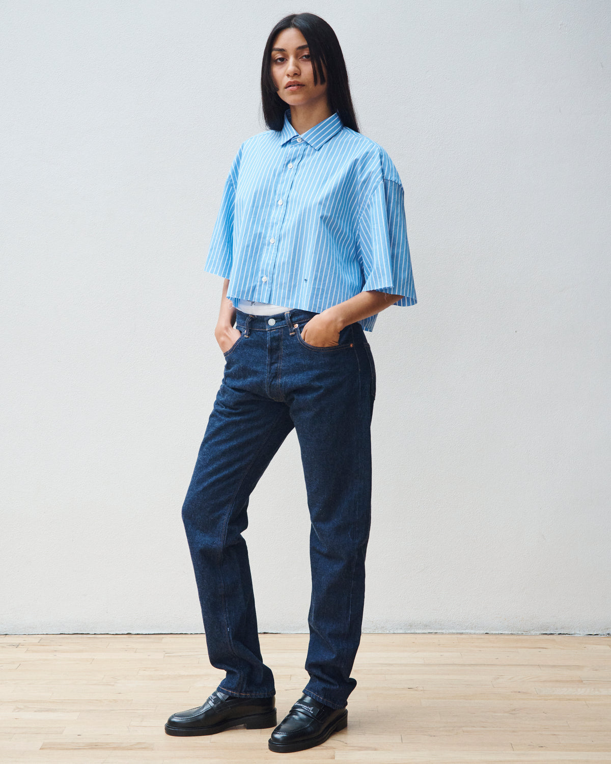 Oversized Cropped Shirt in Classic Stripe