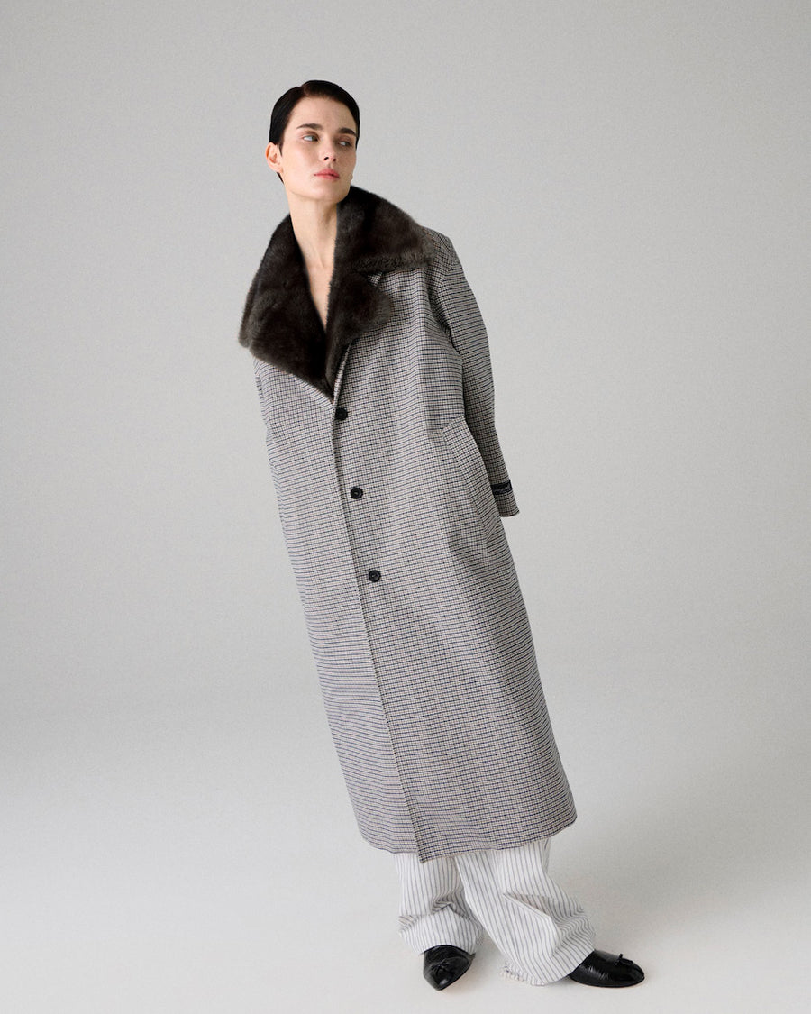 Mac Coat with Shearling Collar in Check Plaid