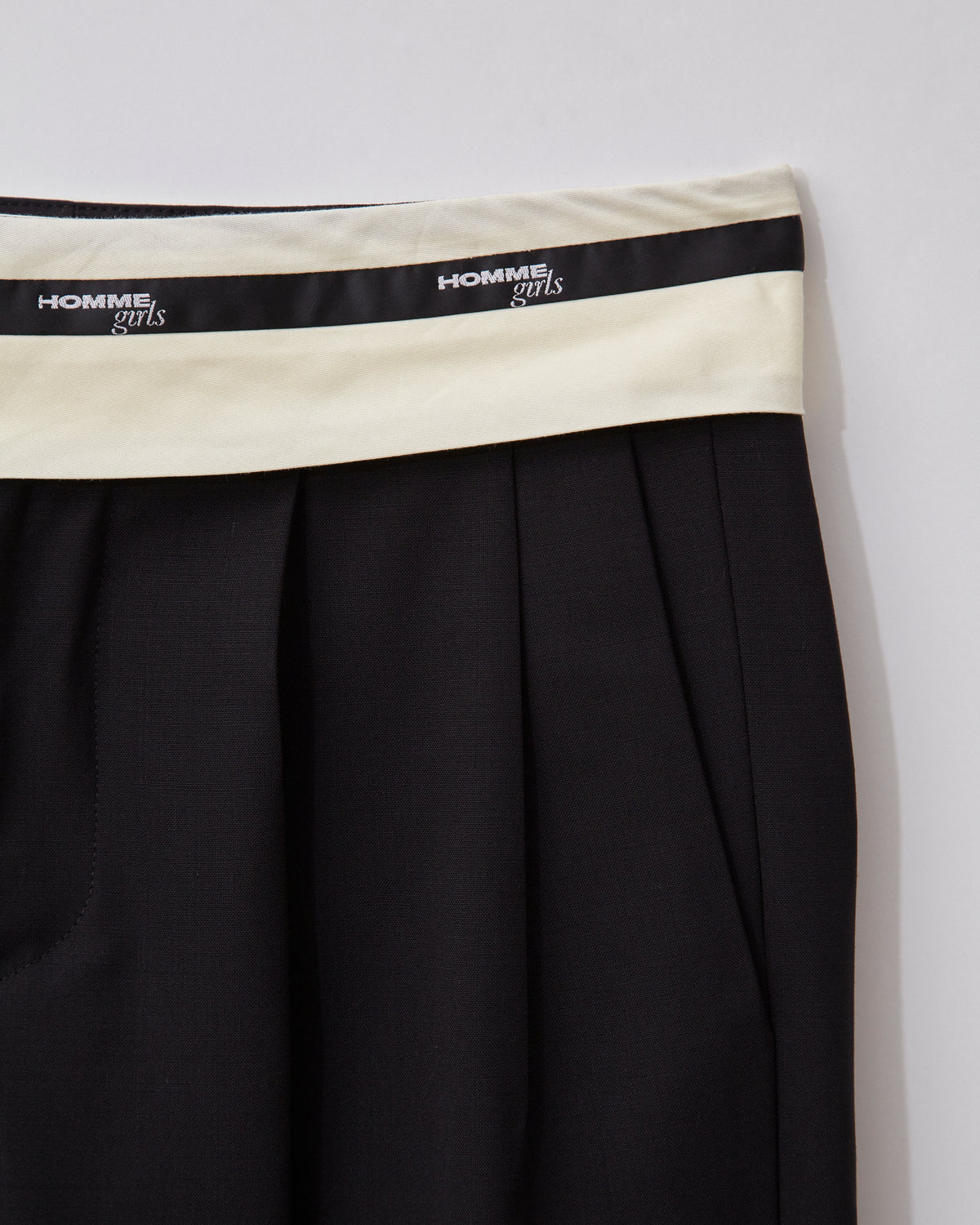 Flip Waist Pant in Black