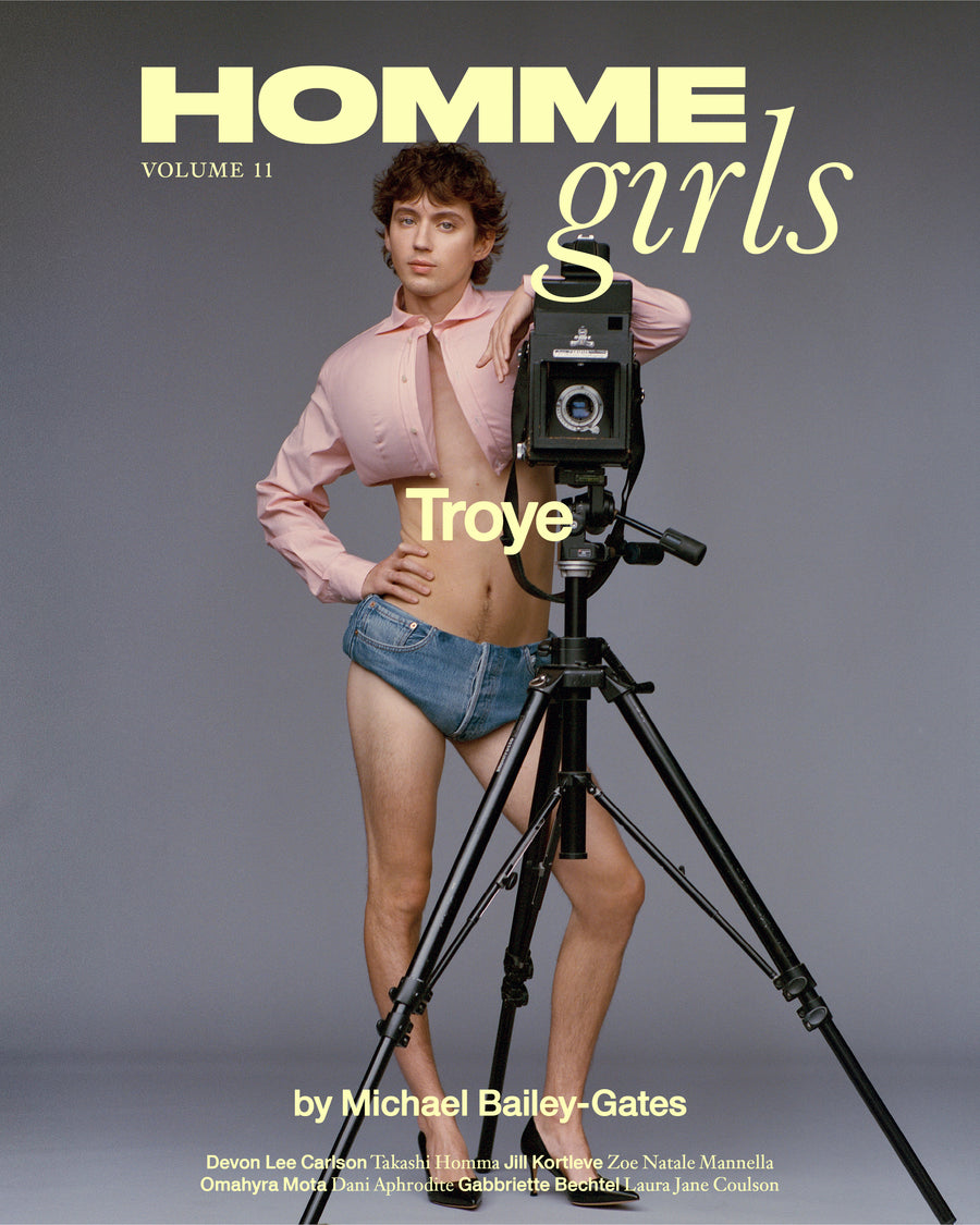 VOLUME 11 - TROYE