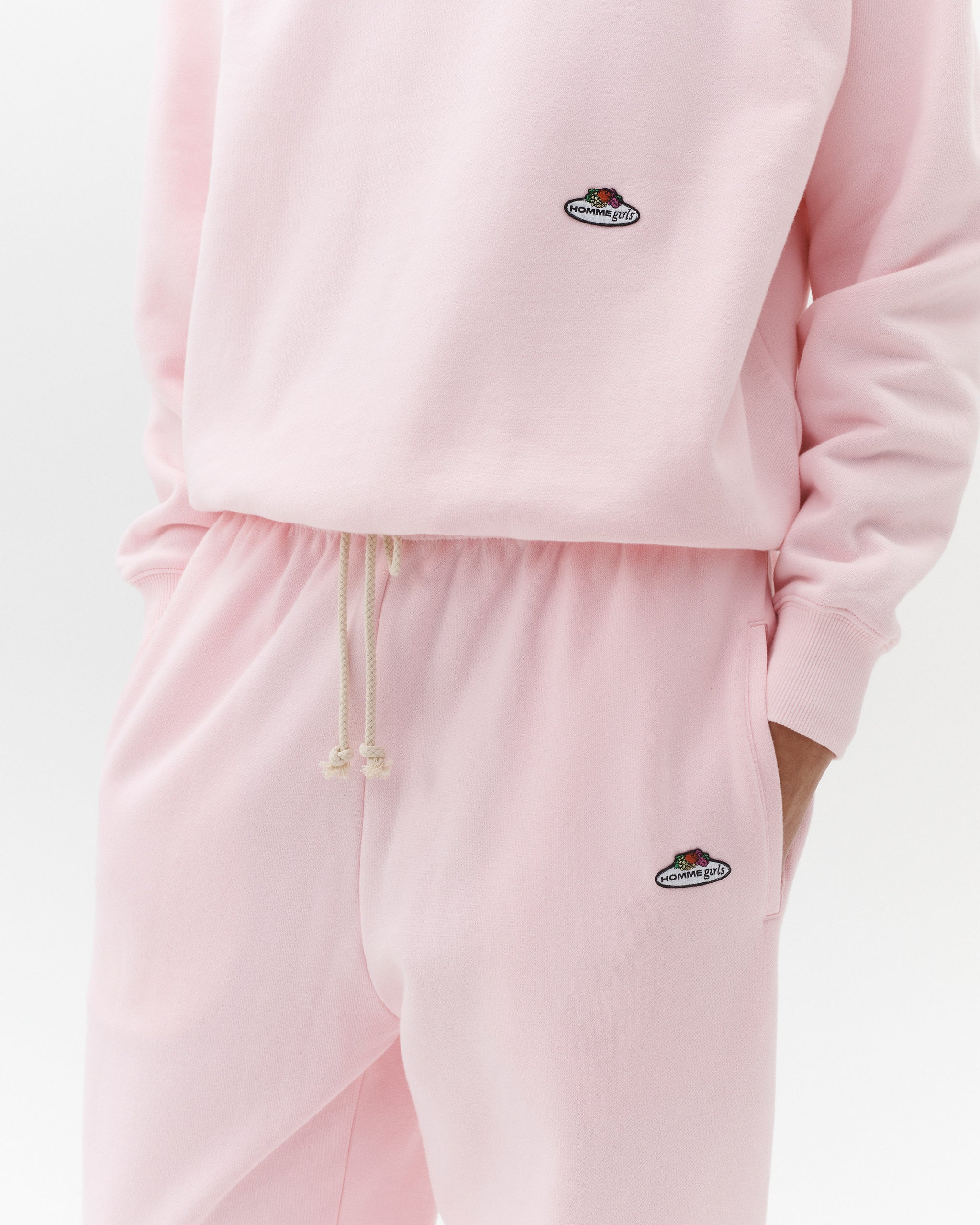 HOMMEGIRLS X Fruit of the Loom Sweatpants in Baby Pink