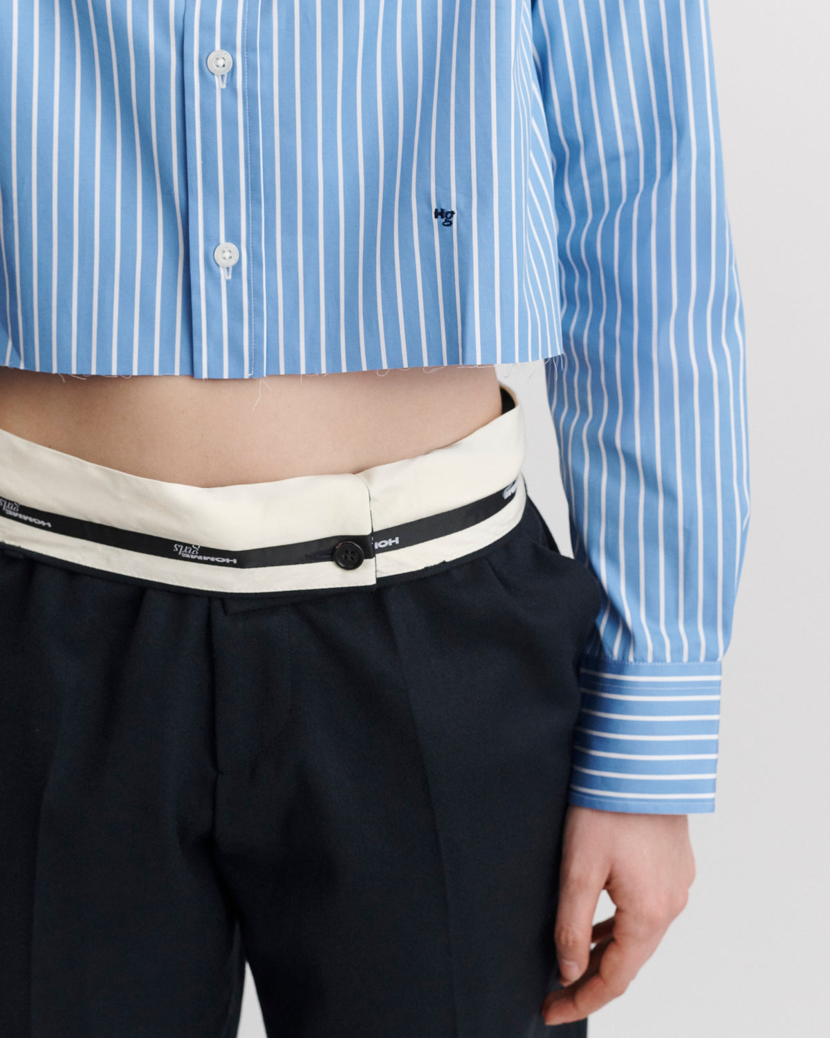 Cropped Shirt in Classic Stripe