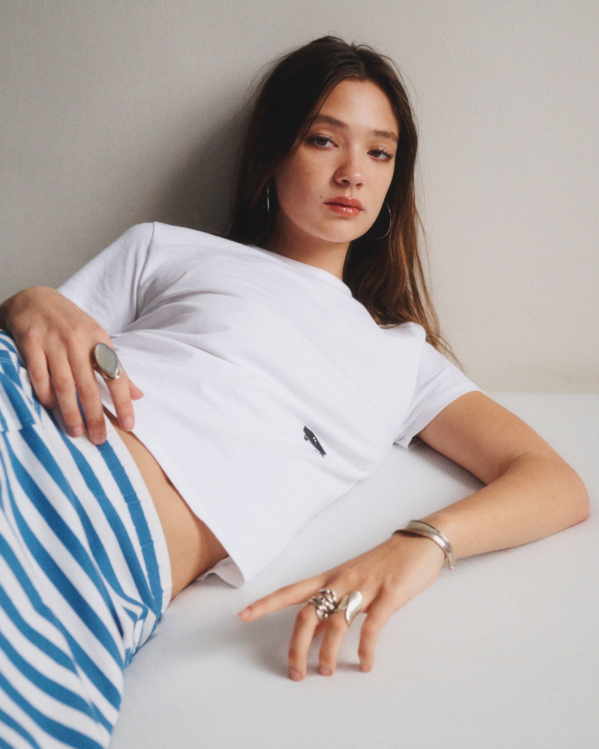 OTW HOMMEGIRLS Fitted Tee